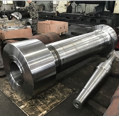 Rèn trục thép hợp kim 4140 Sae1045 C45e với bề mặt gia công Cnc